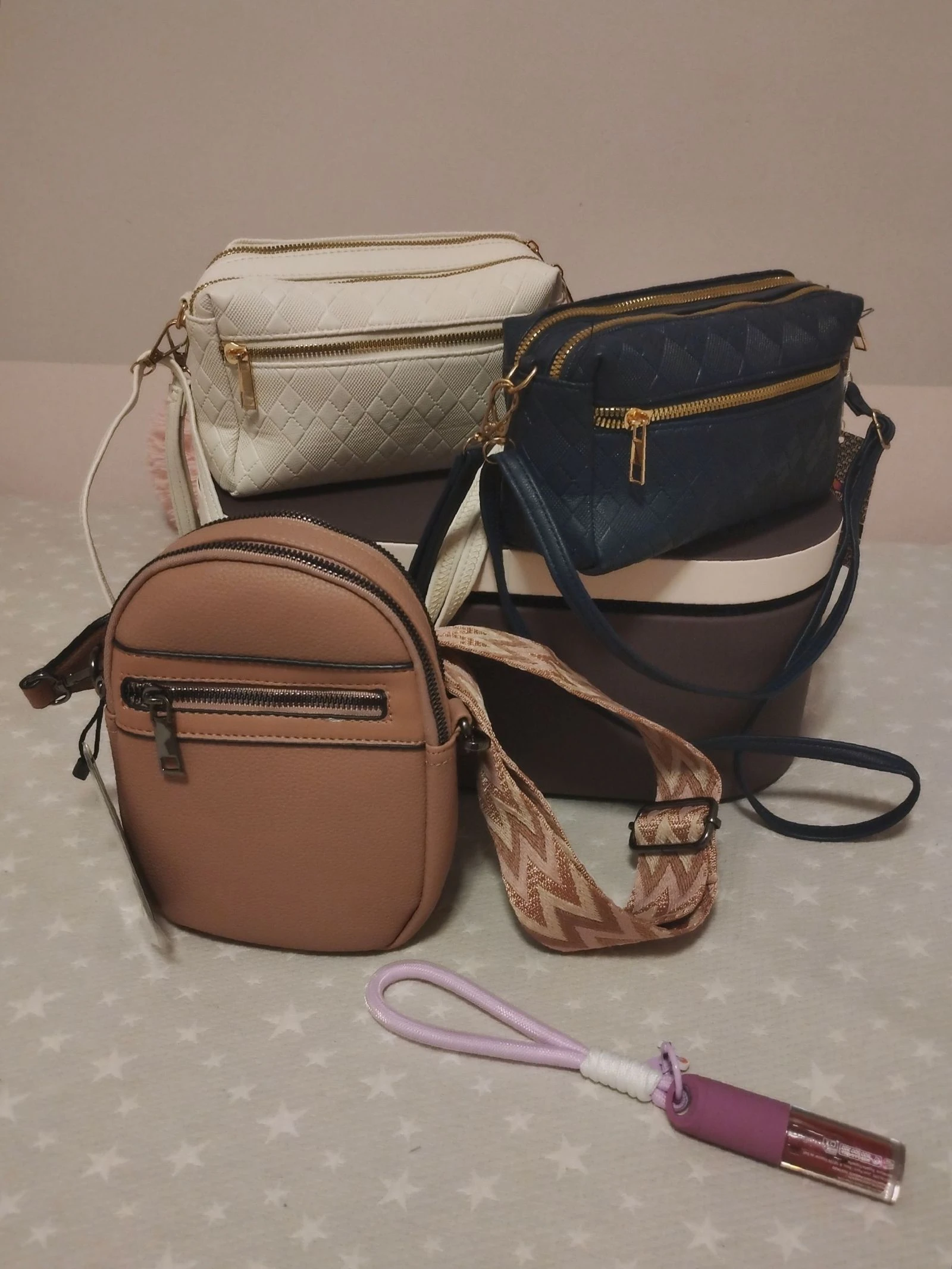 Set de 3 bolsos nuevos con etiqueta